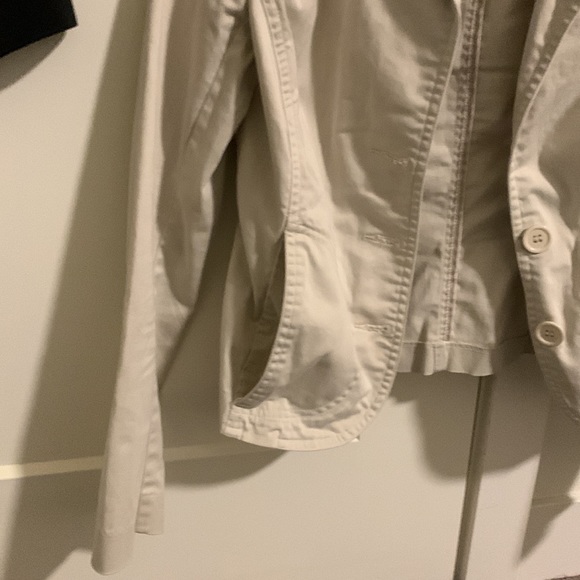 Ricki’s Blazer - Picture 5 of 6